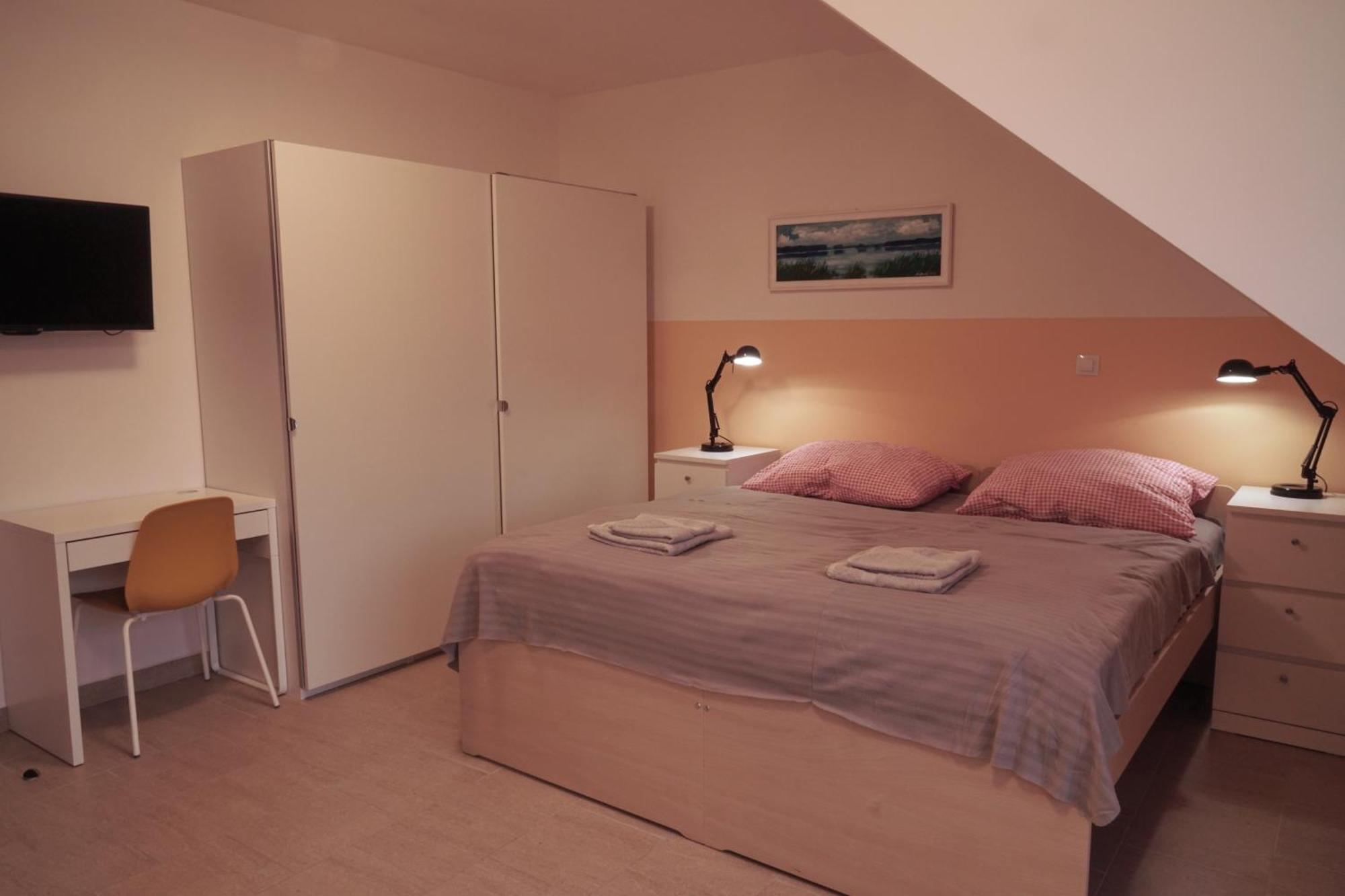 Penzion V Podzamci Třeboň Habitación foto