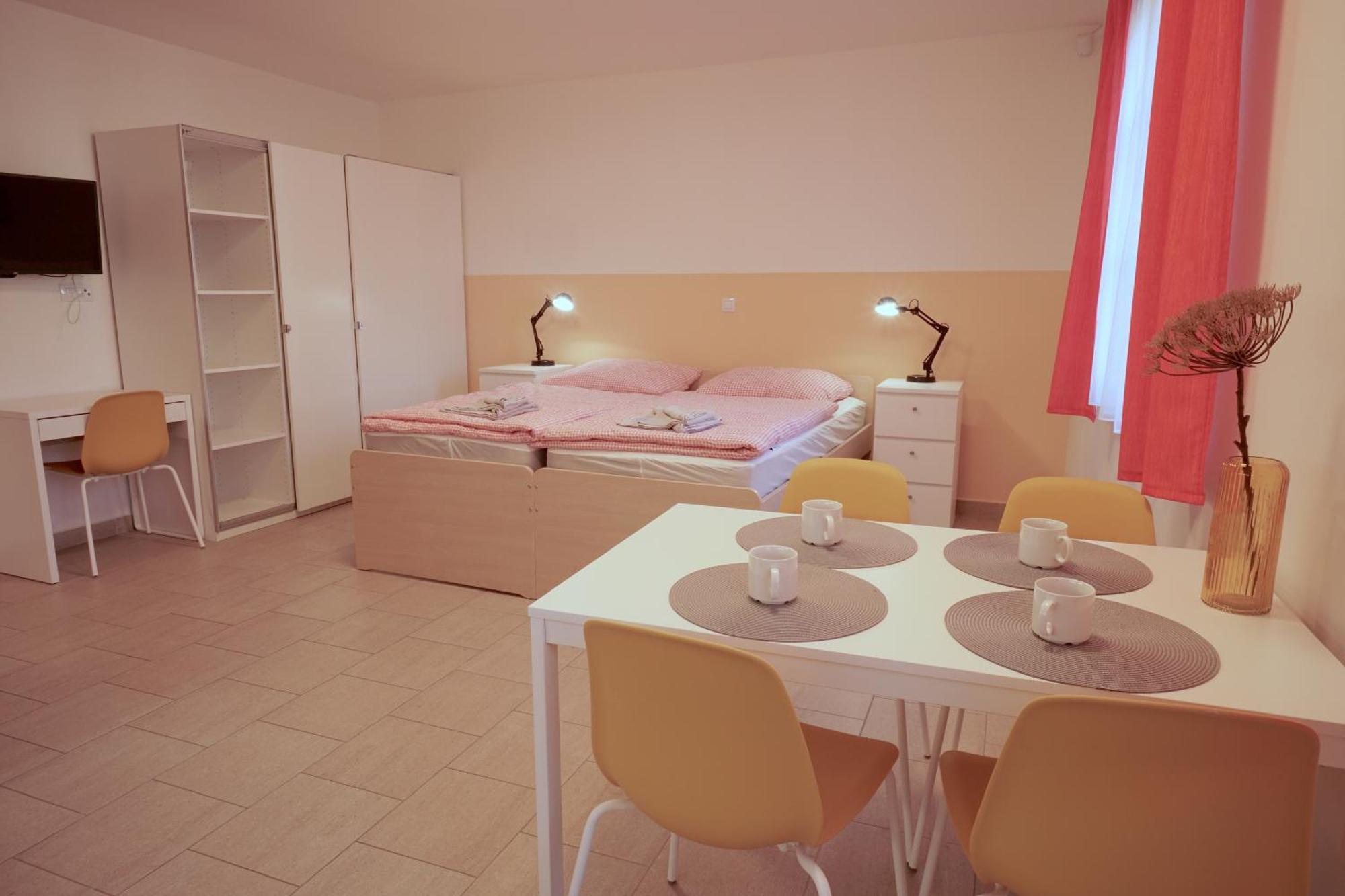 Penzion V Podzamci Třeboň Habitación foto