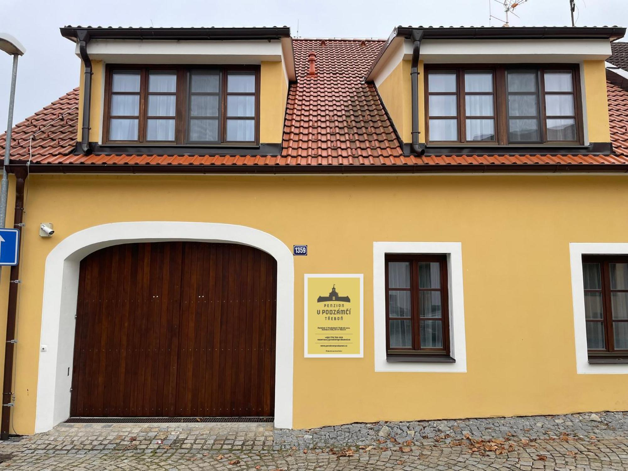 Penzion V Podzamci Třeboň Exterior foto